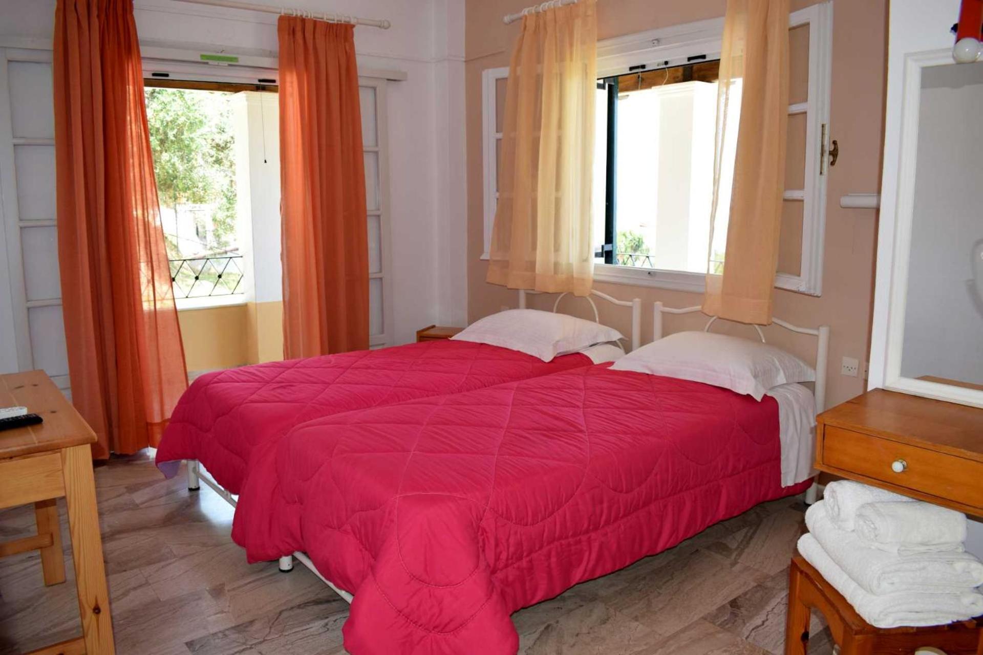 Rising Sun Apartments & Studios เวนิทเซส ห้อง รูปภาพ